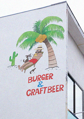 ウォールアート